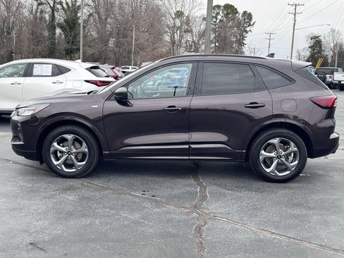 Used 2019 Ford Escape SE image 42