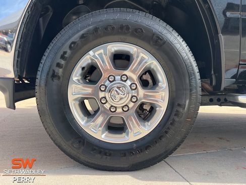 Used 2024 RAM 2500 Big Horn image 7