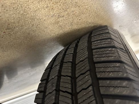 Used 2020 Nissan Armada SL w/ Premium Package image 38