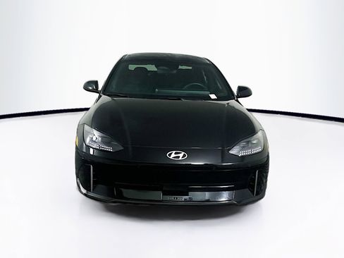 Used 2024 Hyundai Ioniq 6 SE image 2