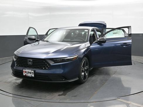 New 2026 Honda Accord SE image 39