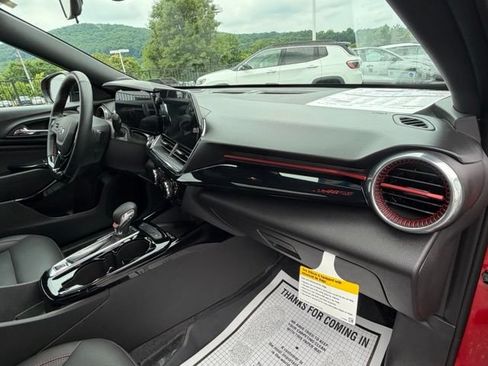 New 2026 Chevrolet Trax RS w/ Sunroof Package FWD image 37