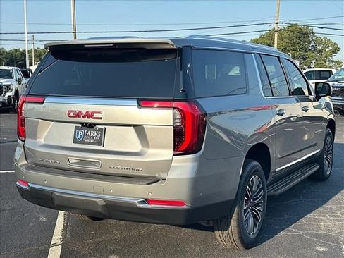 New 2026 GMC Yukon XL Elevation w/ Elevation Premium Package AWD/4WD image 13