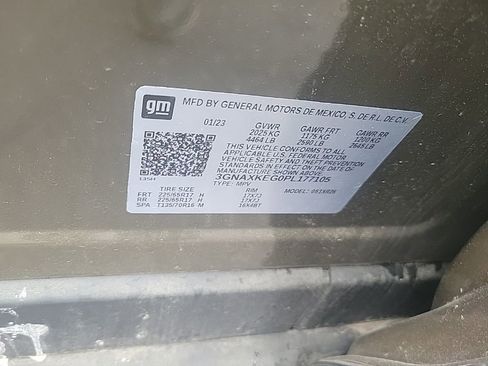 Used 2023 Chevrolet Equinox LT FWD image 26