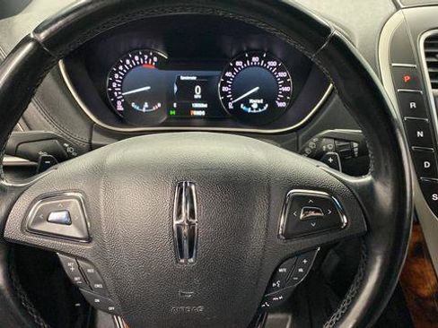 Used 2017 Lincoln MKX Select w/ Select Plus Package image 16