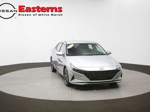 Used 2021 Hyundai Elantra SEL w/ Convenience Package FWD image 50