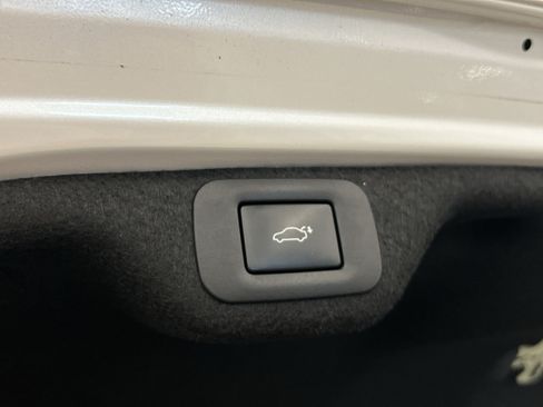 Used 2022 Lexus ES 300h w/ Accessory Package FWD image 26