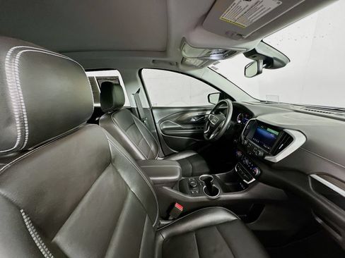 Used 2022 GMC Terrain SLT w/ Tech Package FWD image 30