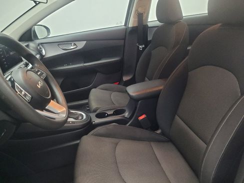 Used 2023 Kia Forte LXS w/ LXS Technology Package FWD image 17