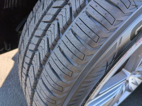 Used 2020 Mercedes-Benz GLS 450 4MATIC image 12