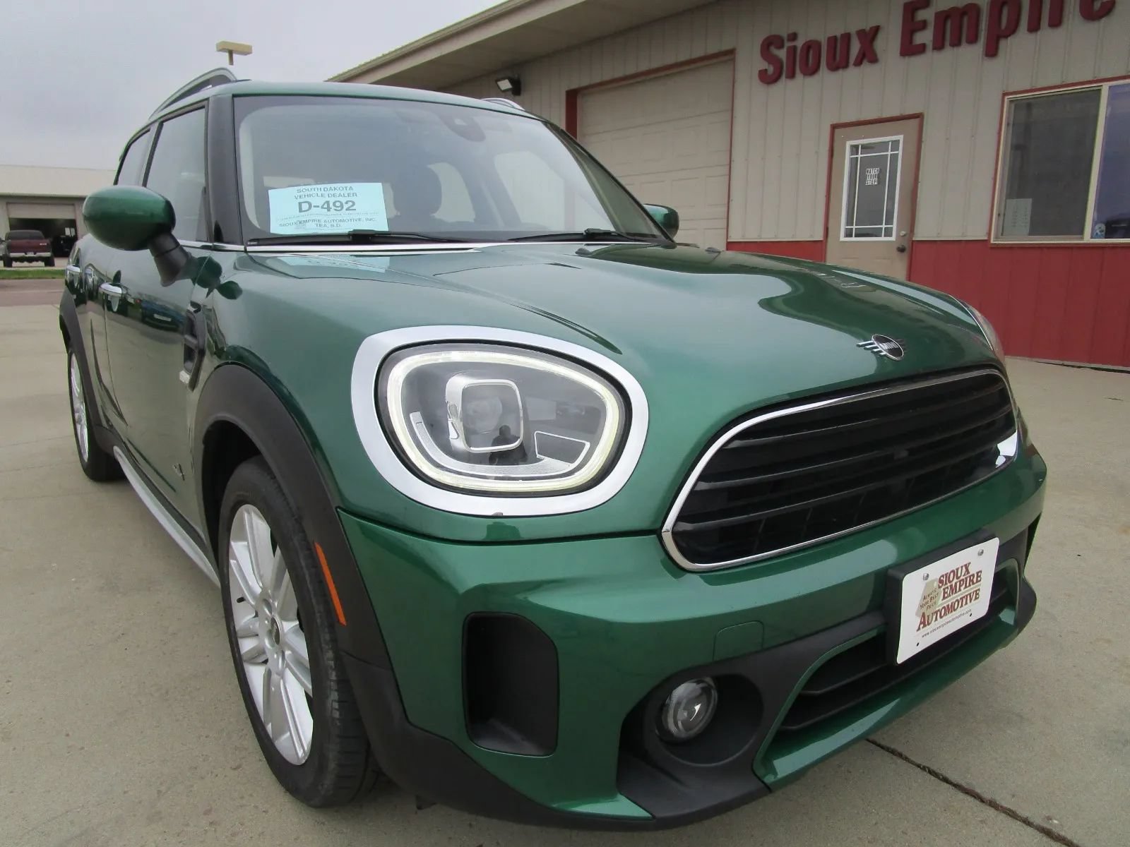 Used 2022 MINI Cooper Countryman ALL4 AWD/4WD image 3