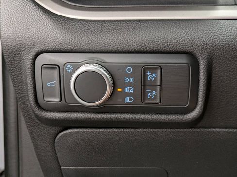 Used 2022 Ford Explorer XLT w/ Class IV Trailer Tow Package image 20