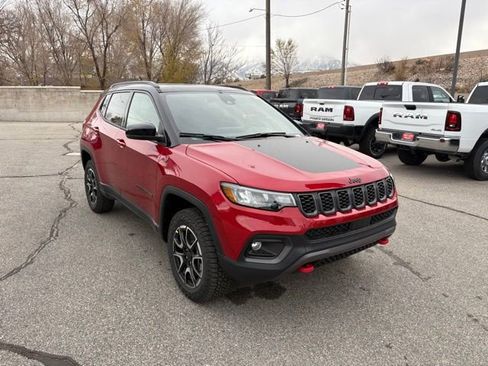 New 2026 Jeep Compass Trailhawk image 7