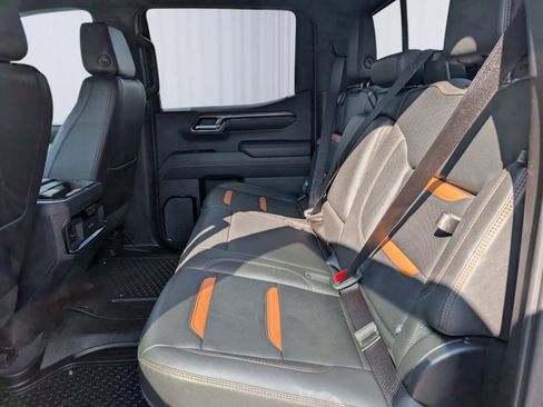 Certified 2023 GMC Sierra 1500 AT4 w/ AT4 Premium Package image 14