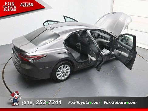 Used 2023 Toyota Camry LE AWD/4WD image 38