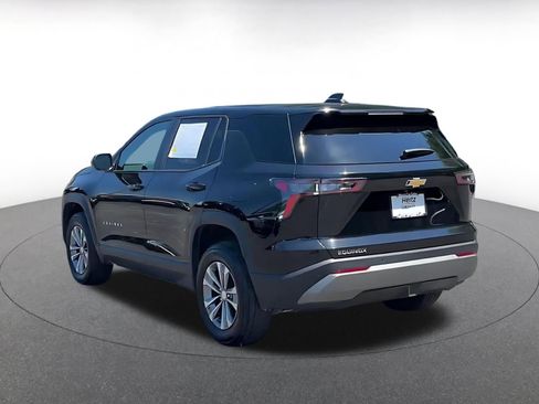 Used 2025 Chevrolet Equinox LT FWD image 11