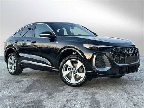 New 2025 Audi Q5 Premium Plus image 1