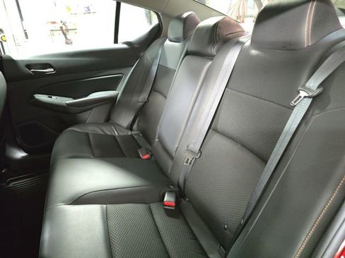 Used 2022 Nissan Altima 2.5 SR image 14