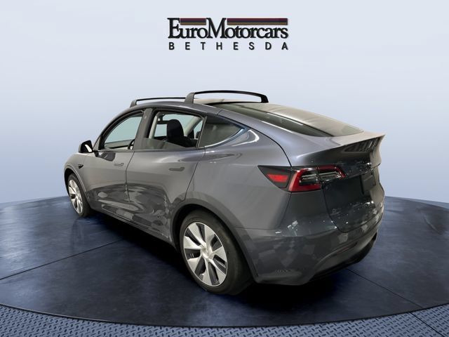 Used 2021 Tesla Model Y Long Range AWD/4WD image 3