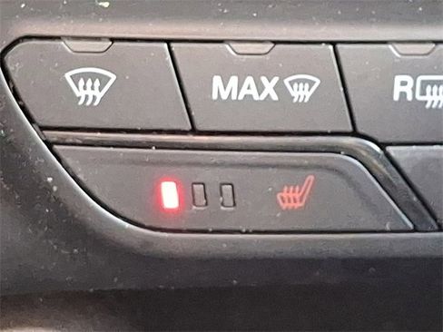 Used 2023 Ford Ranger Lariat image 18