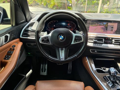 Used 2019 BMW X5 xDrive50i w/ M Sport Package AWD/4WD image 14