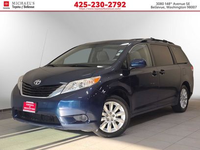 Used 2011 Toyota Sienna LE w/ Towing Pkg
