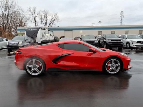 Used 2024 Chevrolet Corvette Stingray Coupe w/ Z51 Performance Package RWD image 6