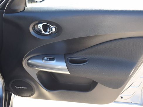 Used 2014 Nissan Juke SL image 11