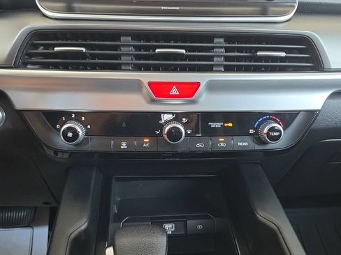 Used 2020 Kia Telluride LX AWD/4WD image 40