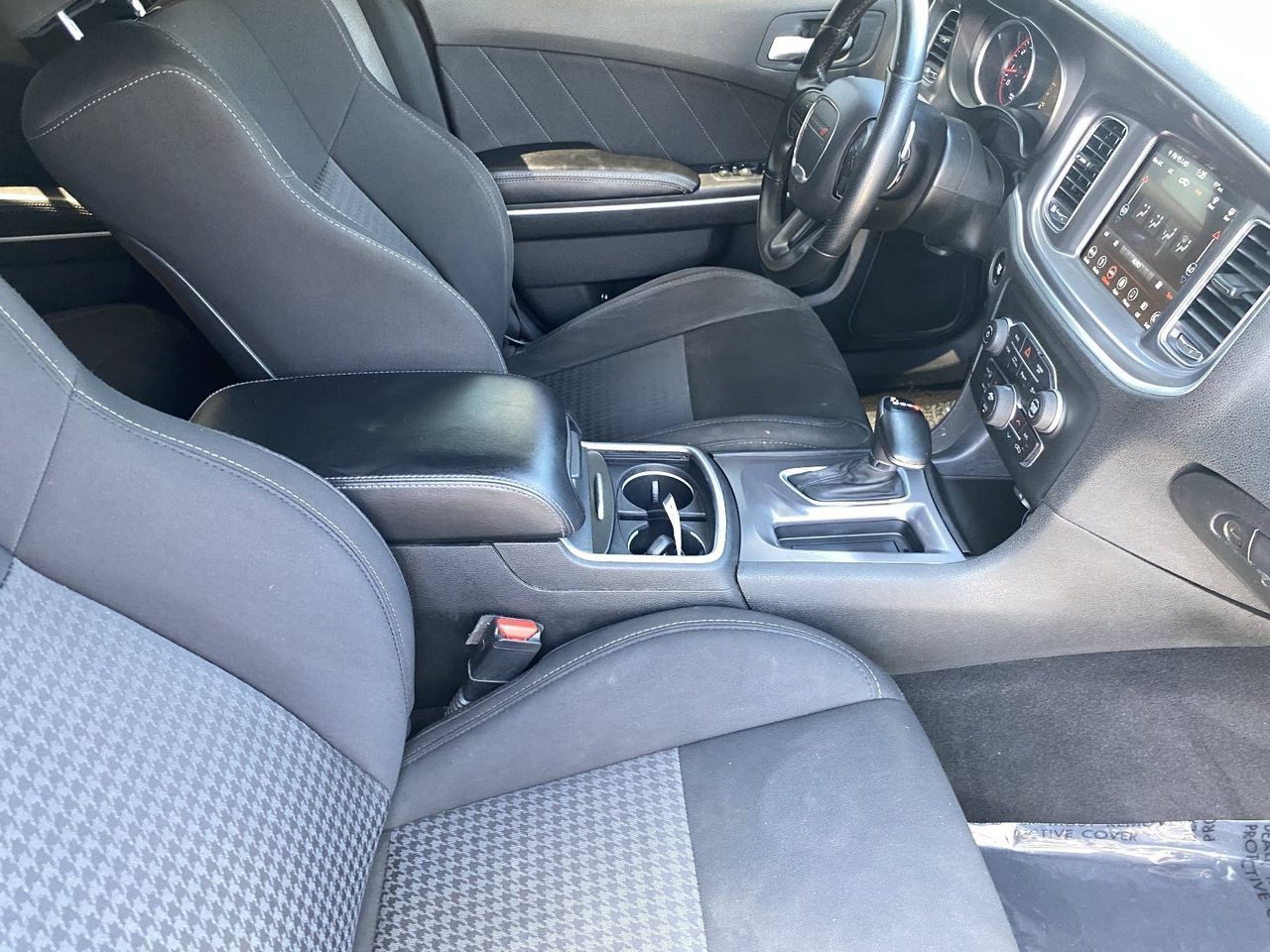 Used 2019 Dodge Charger R/T RWD image 10