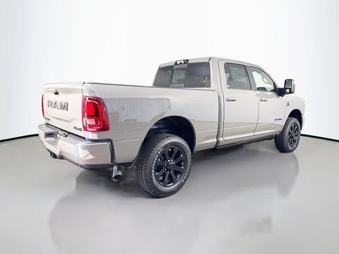 New 2026 RAM 2500 Laramie AWD/4WD image 7