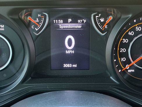Used 2024 Jeep Wrangler Unlimited Sport AWD/4WD image 10
