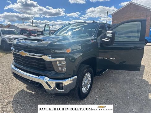 Used 2025 Chevrolet Silverado 2500 LT w/ All Star Edition AWD/4WD image 32