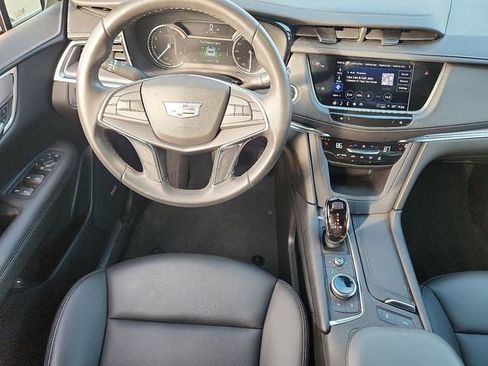Used 2023 Cadillac XT5 Luxury image 22