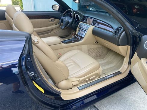 Used 2008 Lexus SC 430 Convertible RWD image 17