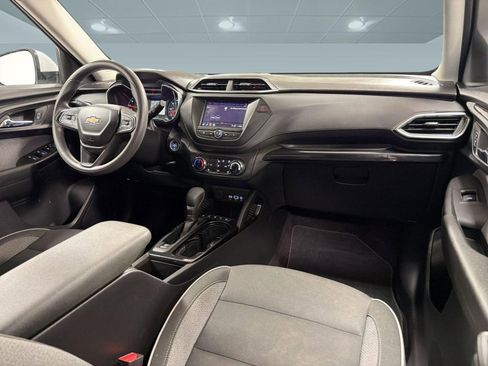 Used 2023 Chevrolet TrailBlazer LT FWD image 28