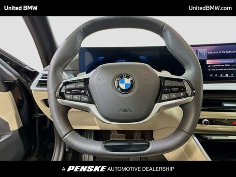 Used 2025 BMW 330i Sedan RWD image 6