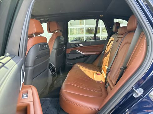 Used 2022 BMW X5 M50i w/ Executive Package AWD/4WD image 8