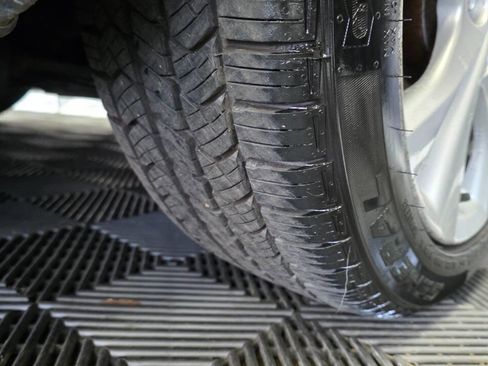 Used 2010 MAZDA MAZDA3 s Grand Touring image 39