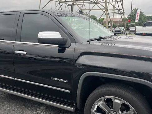 Used 2017 GMC Sierra 1500 Denali w/ Denali Ultimate Package AWD/4WD image 16