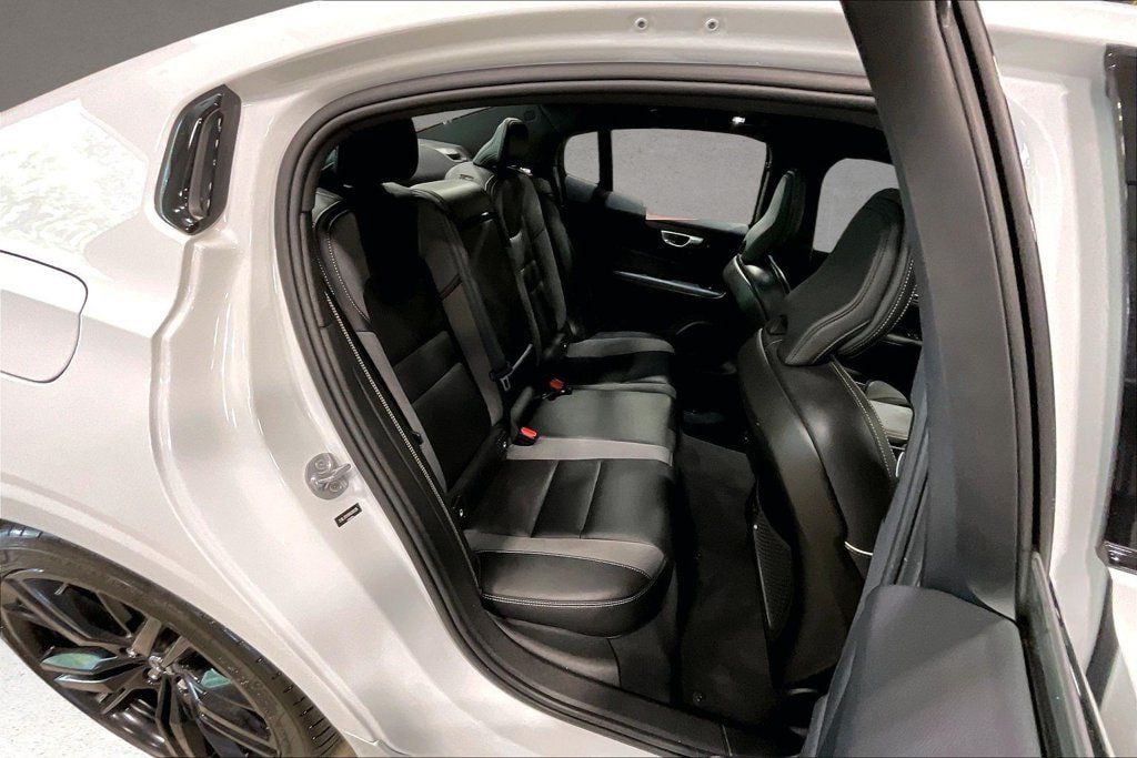 Certified 2024 Volvo S60 B5 Plus w/ Climate Package AWD/4WD image 26
