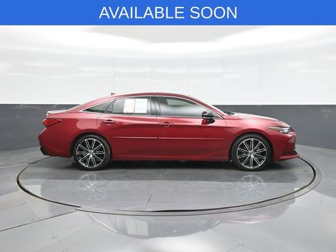 Used 2020 Toyota Avalon Touring w/ Advanced Safety Package image 8