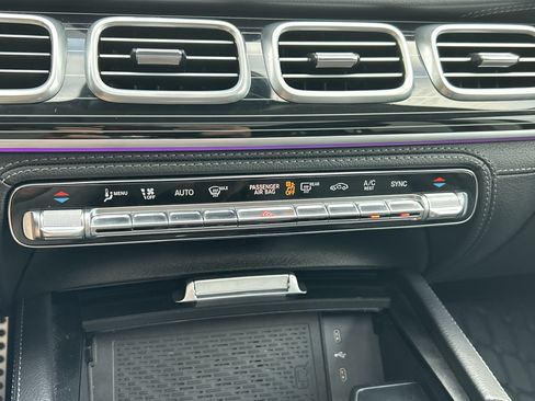 Certified 2024 Mercedes-Benz GLS 580 4MATIC image 35