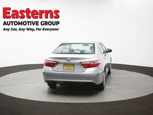 Used 2015 Toyota Camry LE FWD image 37