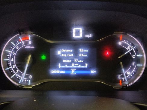 Used 2016 Honda Pilot Touring image 23