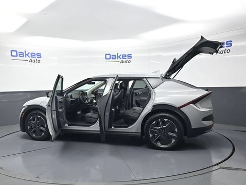 New 2026 Kia EV6 Light RWD image 53