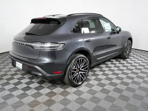 Used 2026 Porsche Macan AWD/4WD image 28