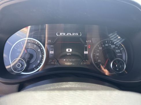 Used 2022 RAM 2500 Tradesman AWD/4WD image 17