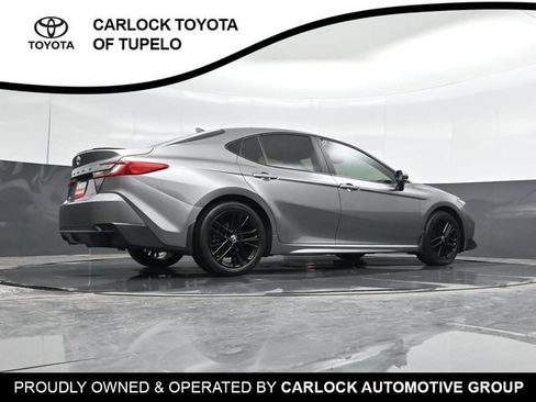 Used 2025 Toyota Camry SE FWD image 38