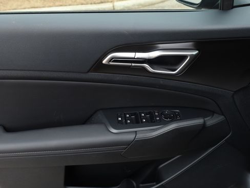 New 2026 Kia Sportage EX image 24
